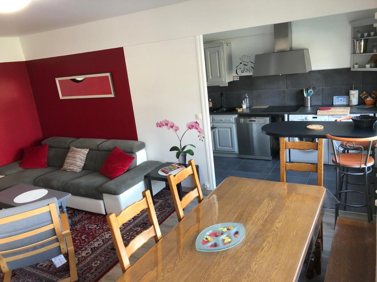 Bedinreims "Burgundy Bottle" 110M2 Exceptional, 4 Chambres Doubles, 2 Bain, Free Park & Wifi, Tout Equipe Екстер'єр фото